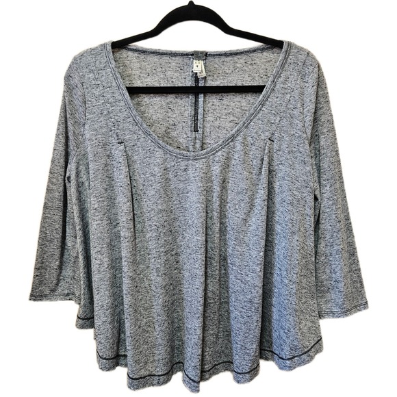 Free People Tops - Free People We The Free Heathered Gray/Black Scoop Neck‎ 3/4 Sleeve Flowy Top XS